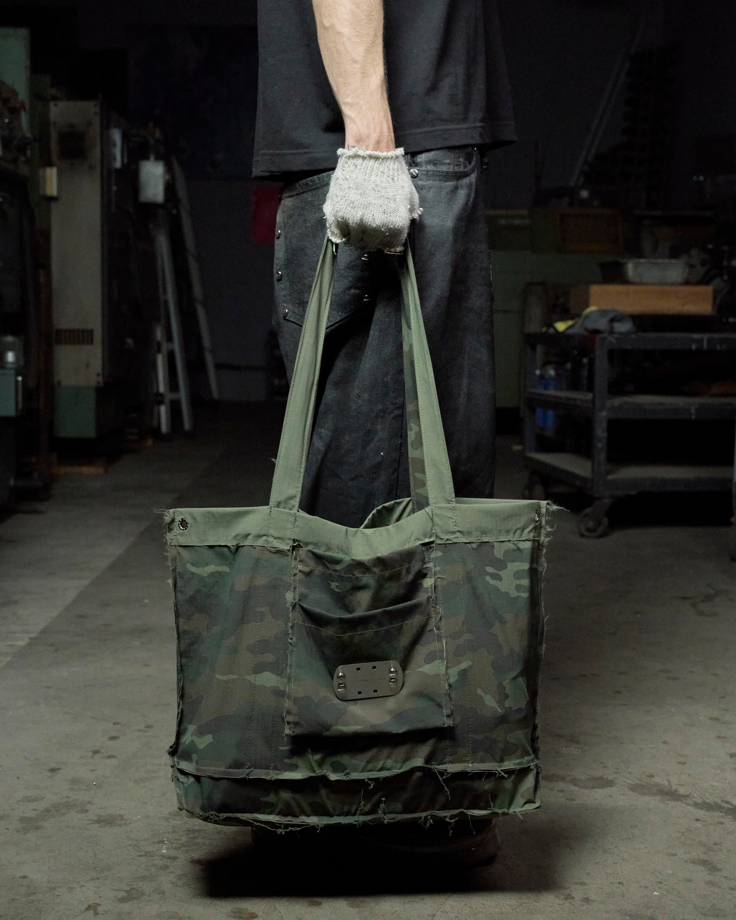 PISTOL CAMO DUAL TOTE BAG