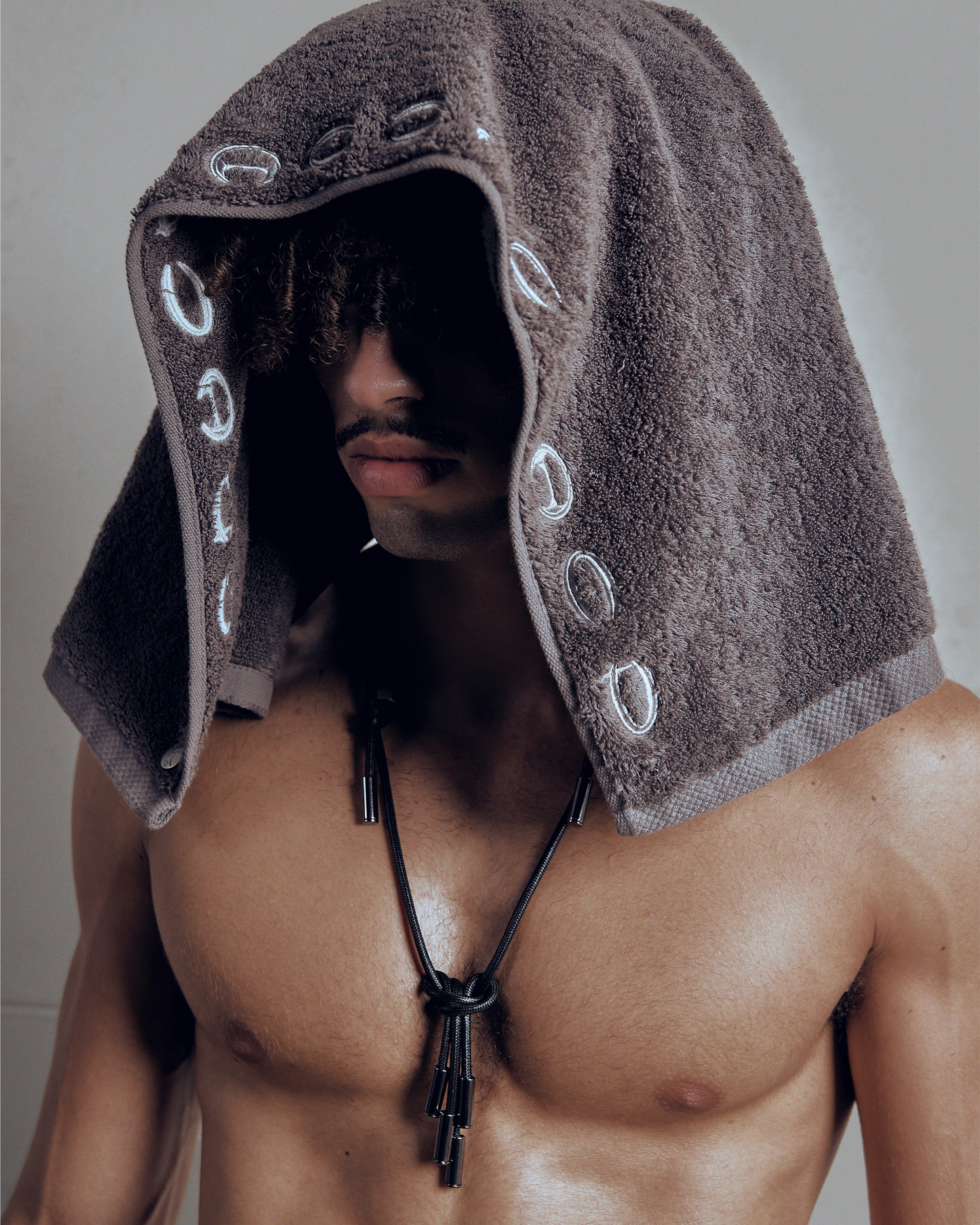 PISTOL ASH GREY TOWEL HEADWEAR